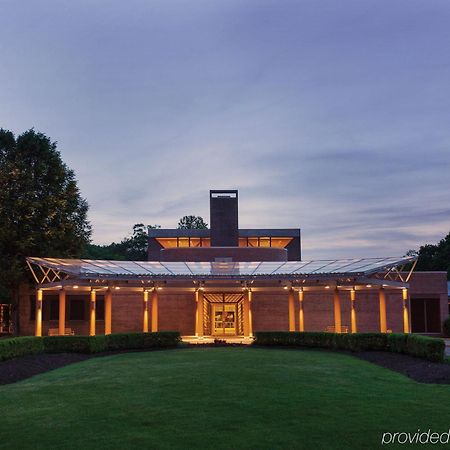 Palisades Premier Conference Center Hotel Exterior photo